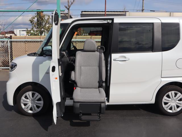 タント Ｘ　ウェルカムシートリフト車　衝突被害軽減ブレーキ、アイドリングストップ、左右電動スライドドア（左右ウェルカムオープン機能）、ナビ・テレビ（フルセグ）、ソナー（前後）、オートエアコン、ＥＴＣ、ドラレコ、シート用リモコン（7枚目）