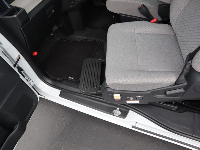 タント Ｘ　ウェルカムシートリフト車　衝突被害軽減ブレーキ、アイドリングストップ、左右電動スライドドア（左右ウェルカムオープン機能）、ナビ・テレビ（フルセグ）、ソナー（前後）、オートエアコン、ＥＴＣ、ドラレコ、シート用リモコン（8枚目）