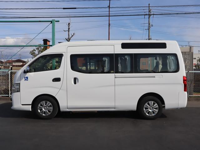 �����ԗ���U�O��W�����I�e�n�̂��q�l�̐��������f�ځB���C�u�J�����ɂ�鐶���p�̃f���ŏڂ����ԗ����������������܂��B�����S���������B