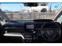 助手席リフトアップシート車　ベットキット付き　アイドリングストップ　左右電動スライドドア　ナビ・フルセグＴＶ　バックカメラ　アダプティブクルーズコントロール　ダブルオートエアコン　ＥＴＣ　ベッドキット　ＬＥＤライト　リフトアップシート用リモコン（28枚目）
