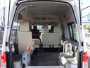ＮＶ３５０キャラバンバン 車いすリフト車　車いす２台仕様　車いすリフト車　車いす２台仕様　衝突被害軽減ブレーキ、アラウンドビューモニター（ルームミラー内）、リヤクーラー、リヤヒーター、出てくる手すり（前後）（4枚目）