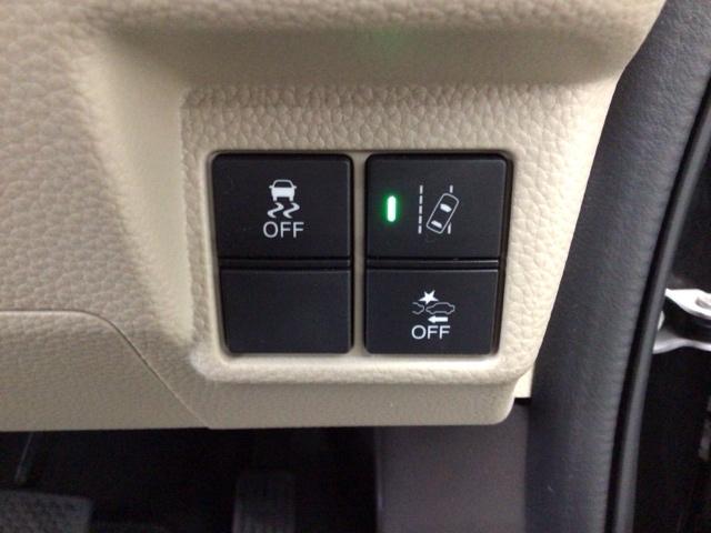 N-BOX G・Lホンダセンシング LED・フルセグ・メモリナビ・DVD・バックカメラ・片側電動ドア・ETC レーダブレーキ Aストップ ESC キーフリーシステム LEDライト オートライト フルセグ対応 バックM 1オーナー USB(7枚目)