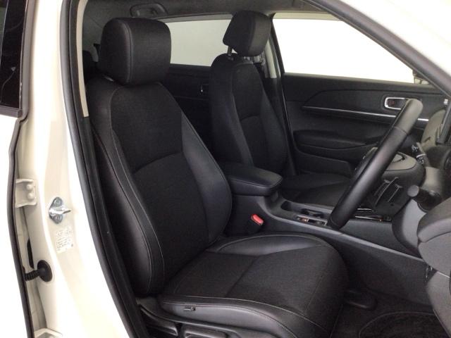 ヴェゼル ｅ：ＨＥＶＺ　ＬＥＤ・フルセグ・メモリナビ・バックカメラ・純正ＡＷ・ホンダＣＯＮＮＥＣＴ　衝突回避支援ブレーキ機能　１オナ　スマキ　Ｐトランク　フルオートエアコン　エアバッグ　両席エアバック　Ｒカメ　ＬＥＤランプ（15枚目）