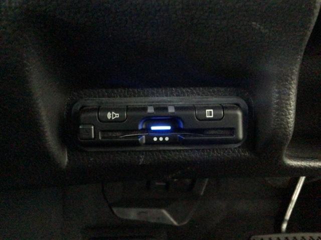 ヴェゼル ｅ：ＨＥＶＺ　ＬＥＤ・フルセグ・メモリナビ・バックカメラ・純正ＡＷ・ホンダＣＯＮＮＥＣＴ　衝突回避支援ブレーキ機能　１オナ　スマキ　Ｐトランク　フルオートエアコン　エアバッグ　両席エアバック　Ｒカメ　ＬＥＤランプ（21枚目）