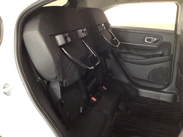 ヴェゼル ｅ：ＨＥＶＺ　ＬＥＤ・フルセグ・メモリナビ・バックカメラ・純正ＡＷ・ホンダＣＯＮＮＥＣＴ　衝突回避支援ブレーキ機能　１オナ　スマキ　Ｐトランク　フルオートエアコン　エアバッグ　両席エアバック　Ｒカメ　ＬＥＤランプ（33枚目）