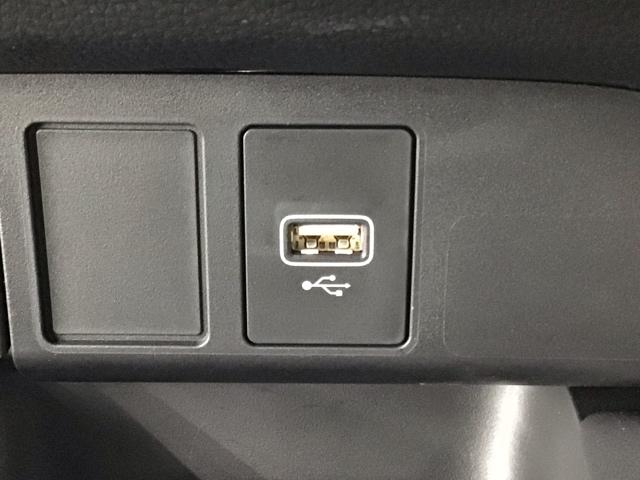 フィット e:HEVホーム デモカーUP・LED・フルセグ・メモリナビ・ホンダCONNECT・ETC 前後誤発進抑制機能 クリソナ 助手席エアバッグ 運転席エアバッグ 1オナ アイドリングストップ LEDライト USB接続(9枚目)