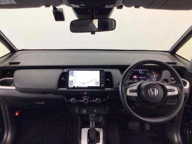 フィット e:HEVホーム デモカーUP・LED・フルセグ・メモリナビ・ホンダCONNECT・ETC 前後誤発進抑制機能 クリソナ 助手席エアバッグ 運転席エアバッグ 1オナ アイドリングストップ LEDライト USB接続(16枚目)