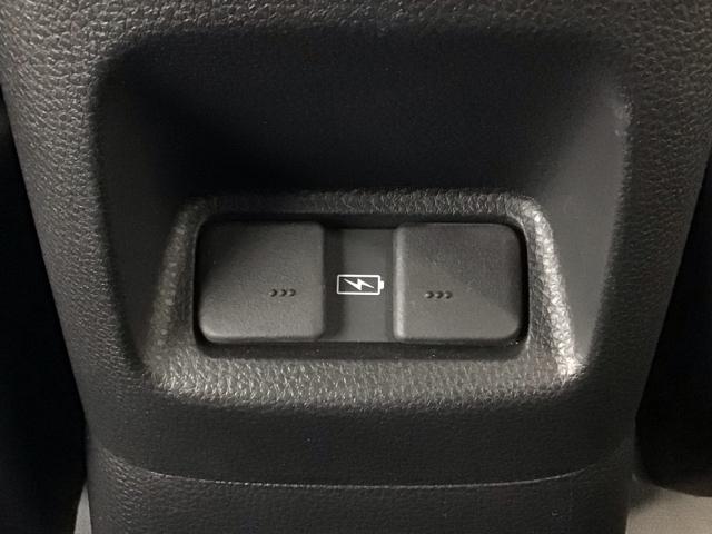 フィット e:HEVホーム デモカーUP・LED・フルセグ・メモリナビ・ホンダCONNECT・ETC 前後誤発進抑制機能 クリソナ 助手席エアバッグ 運転席エアバッグ 1オナ アイドリングストップ LEDライト USB接続(31枚目)