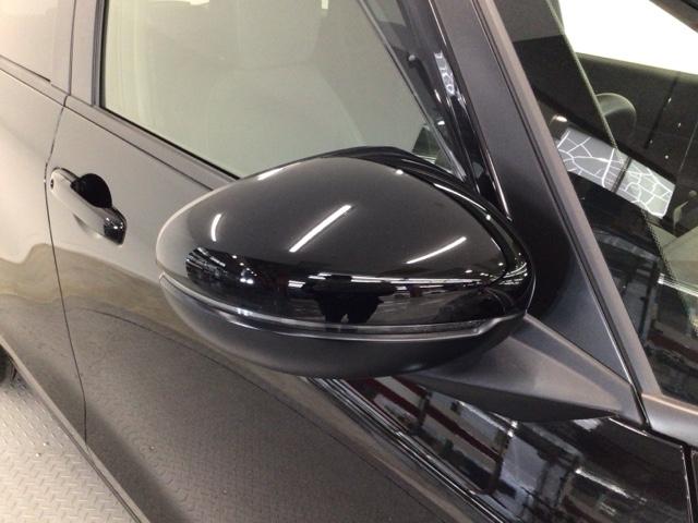 フィット e:HEVホーム デモカーUP・LED・フルセグ・メモリナビ・ホンダCONNECT・ETC 前後誤発進抑制機能 クリソナ 助手席エアバッグ 運転席エアバッグ 1オナ アイドリングストップ LEDライト USB接続(32枚目)