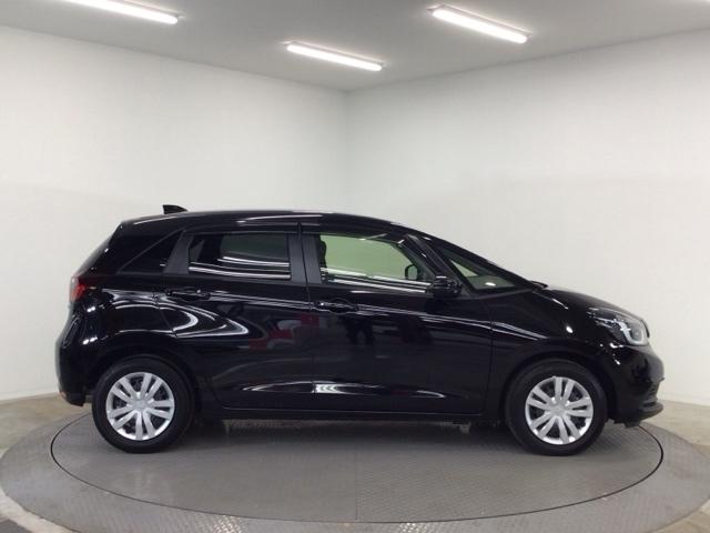 フィット e:HEVホーム デモカーUP・LED・フルセグ・メモリナビ・ホンダCONNECT・ETC 前後誤発進抑制機能 クリソナ 助手席エアバッグ 運転席エアバッグ 1オナ アイドリングストップ LEDライト USB接続(34枚目)