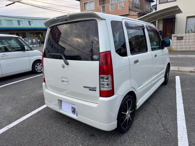 ワゴンＲ ＦＸ－Ｓリミテッド　キーレス　エアロ　アルミ　電動格納ミラー　タイミングチェーン　ＣＤ　下取車（8枚目）