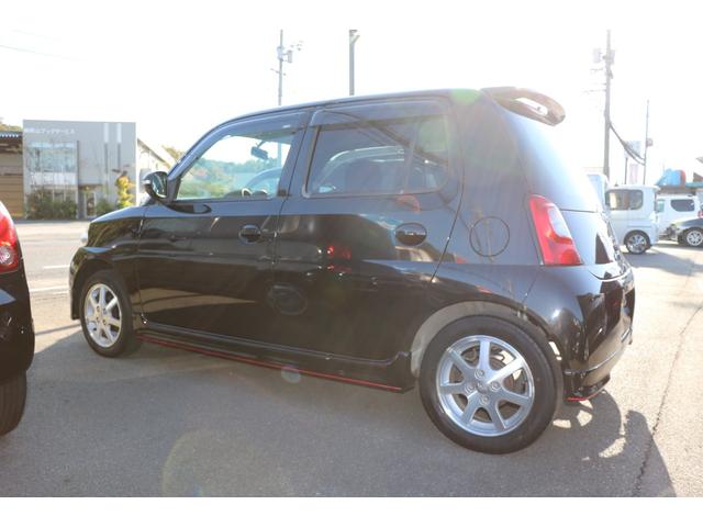エッセ カスタム ユーザー買取車両・純正エアロ・純正アルミ・キーレス・フォグランプ・電格ミラー・純正CDデッキ・MOMOウッドステアリング(5枚目)