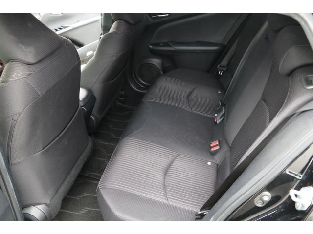 プリウス Ｓセーフティプラス　純正ナビ地デジバックモニター・ＴＶキット・ＥＴＣ・ドラレコ・オートクルーズ・ＬＥＤヘッドライト・フォグランプ・ブルートゥース・スマートキー・プッシュスタート（28枚目）