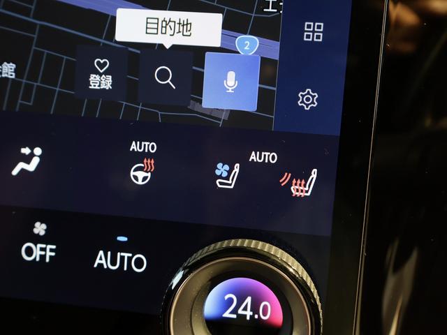 ＲＸ ＲＸ５００ｈ　Ｆスポーツパフォーマンス　パノラマサンルーフ　フレアレッド半革シート　デジタルインナーミラー　アドバンスドパーク　ヘッドアップディスプレイ　輻射ヒーター　オレンジキャリパー　おくだけ充電　純正前後ドラレコ　パワーバックドア（15枚目）