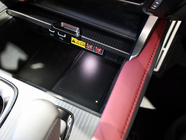 ＲＸ ＲＸ５００ｈ　Ｆスポーツパフォーマンス　パノラマサンルーフ　フレアレッド半革シート　デジタルインナーミラー　アドバンスドパーク　ヘッドアップディスプレイ　輻射ヒーター　オレンジキャリパー　おくだけ充電　純正前後ドラレコ　パワーバックドア（19枚目）