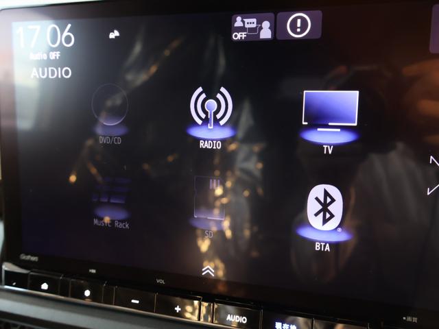 ステップワゴン ｅ：ＨＥＶスパーダ　プレミアムライン　登録済未使用車　純正１１．４型ナビＴＶ　マルチビューカメラシステム　両側パワースライドドア　パワーバックドア　ＬＥＤヘッドライト　ブラインドスポットインフォメーション　ハーフレザーシート　純正アルミ（10枚目）