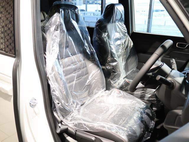 ステップワゴン ｅ：ＨＥＶスパーダ　プレミアムライン　登録済未使用車　純正１１．４型ナビＴＶ　マルチビューカメラシステム　両側パワースライドドア　パワーバックドア　ＬＥＤヘッドライト　ブラインドスポットインフォメーション　ハーフレザーシート　純正アルミ（23枚目）