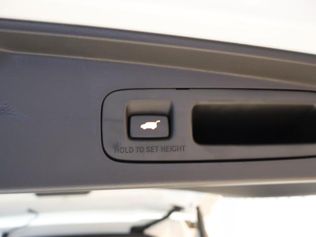 ステップワゴン ｅ：ＨＥＶスパーダ　プレミアムライン　登録済未使用車　純正１１．４型ナビＴＶ　マルチビューカメラシステム　両側パワースライドドア　パワーバックドア　ＬＥＤヘッドライト　ブラインドスポットインフォメーション　ハーフレザーシート　純正アルミ（40枚目）