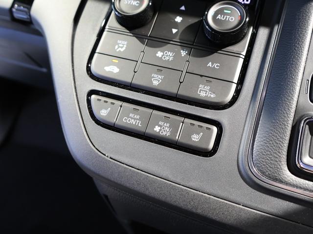 ステップワゴン ｅ：ＨＥＶスパーダ　登録済未使用車　１０型ディスプレイ　フルセグＴＶ　ブルートュース　ＨＤＭＩ　バックモニター　両側パワースライドドア　パワーバックドア　ＬＥＤヘッドライト　ブラインドスポットモニター　ハーフレザーシート（13枚目）