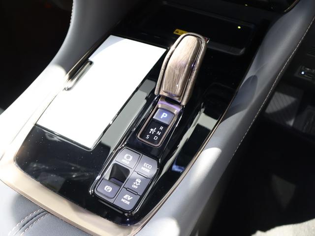 アルファードハイブリッド Ｚ　ムーンルーフ　モデリスタエアロ＆マフラー　１３．２型有機ＥＬ後席モニター　パノラミックビュモニター　デジタルインナーミラー　トヨタチームメイト　ヘッドアップディスプレイ　パワーバックドア　黒革シート（17枚目）