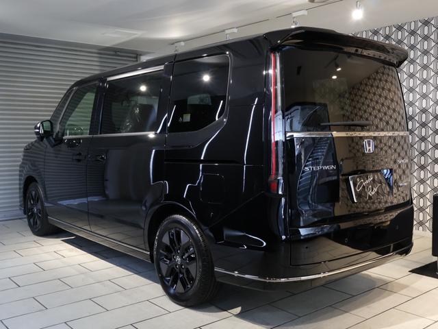 ステップワゴン e:HEVスパーダ 登録済未使用車 純正11.4型ナビTV マルチビューカメラシステム 両側パワースライドドア パワーバックドア LEDヘッドライト ブラインドスポットモニター ハーフレザーシート 純正アルミ 7人乗り(2枚目)