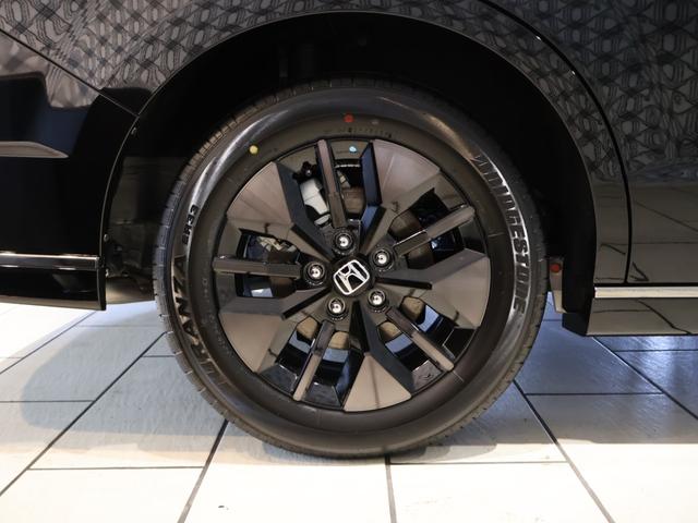 ステップワゴン e:HEVスパーダ 登録済未使用車 純正11.4型ナビTV マルチビューカメラシステム 両側パワースライドドア パワーバックドア LEDヘッドライト ブラインドスポットモニター ハーフレザーシート 純正アルミ 7人乗り(31枚目)