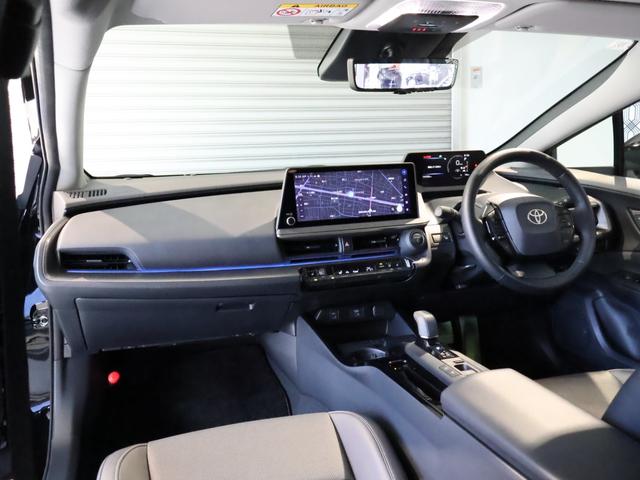 プリウス Z パノラマルーフ モデリスタエアロ(F・S・R) 前後録画機能付デジタルインナーミラー パノラミックビューモニター LEDヘッドライト パワーバックドア ブラインドスポットモニター クリアランスソナー(3枚目)