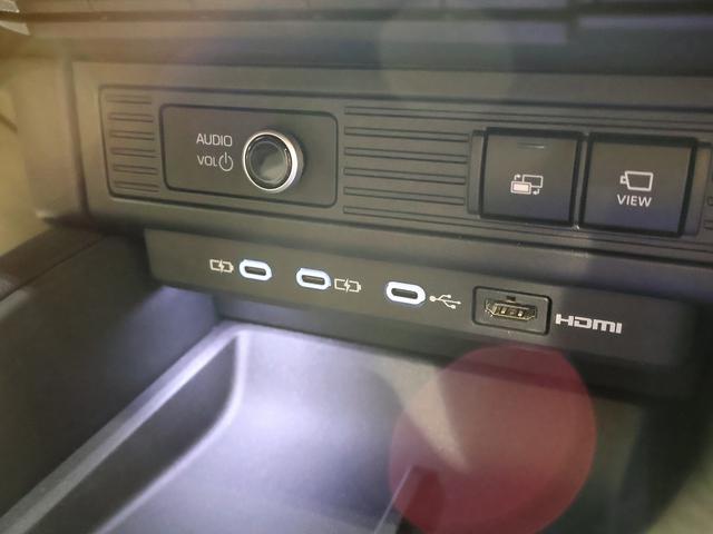 ランドクルーザー250 VX サンルーフ 黒本革シート モデリスタ20インチアルミ プレミアムサウンド デジタルインナーミラー 三眼LEDヘッドライト パワーバックドア パノラミックビュモニター 純正前後ドラレコ 7人乗り 寒冷地(11枚目)