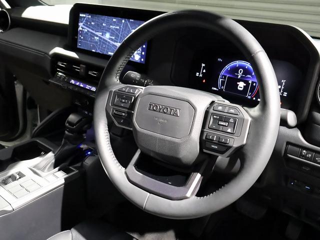 ランドクルーザー250 VX サンルーフ 黒本革シート モデリスタ20インチアルミ プレミアムサウンド デジタルインナーミラー 三眼LEDヘッドライト パワーバックドア パノラミックビュモニター 純正前後ドラレコ 7人乗り 寒冷地(17枚目)