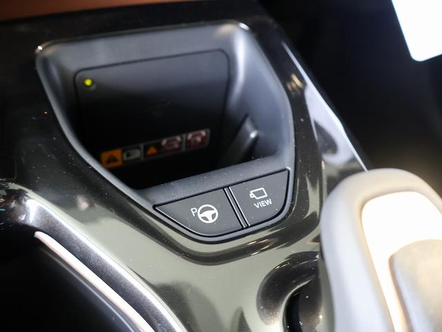 クラウンエステート Ｚ　登録済未使用車　パノラマルーフ　モデリスタエアロ　ブラウン本革シート　デジタルインナーミラー　パワーバックドア　ブラインドスポットモニター　ＬＥＤヘッドライト　ヘッドアップディスプレイ　純正アルミ（7枚目）