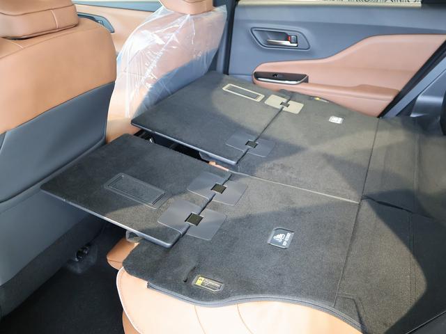 クラウンエステート Ｚ　登録済未使用車　パノラマルーフ　モデリスタエアロ　ブラウン本革シート　デジタルインナーミラー　パワーバックドア　ブラインドスポットモニター　ＬＥＤヘッドライト　ヘッドアップディスプレイ　純正アルミ（48枚目）