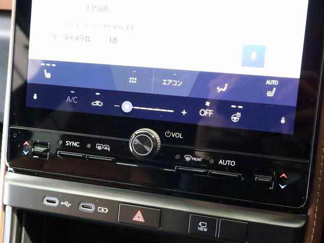 ＬＢＸ リラックス　サドルタン本革シート　アドバンスドドライブ　パノラミックビューモニター　ＬＥＤヘッドライト　パワーバックドア　ブラインドスポットモニター　クリアランスソナー　純正前後ドラレコ　ワンオーナー　禁煙車（10枚目）