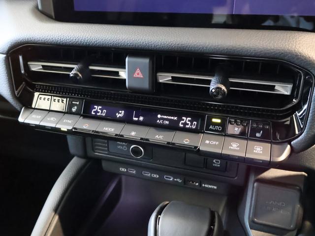 ランドクルーザー250 VX サンルーフ トヨタチームメイト デジタルインナーミラー 12.3型ナビTV パノラミックビュモニター 黒革シート 三眼LEDヘッドライト パワーバックドア ルーフレール 純正前後ドラレコ 寒冷地仕様(14枚目)