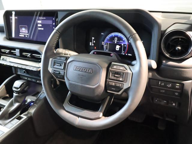 ランドクルーザー250 VX サンルーフ トヨタチームメイト デジタルインナーミラー 12.3型ナビTV パノラミックビュモニター 黒革シート 三眼LEDヘッドライト パワーバックドア ルーフレール 純正前後ドラレコ 寒冷地仕様(23枚目)