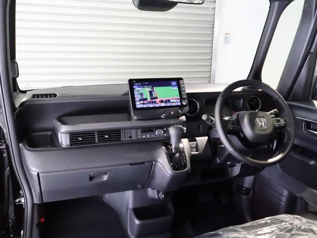 Ｎ－ＢＯＸカスタム ターボ　届出済未使用車　純正９型ナビＴＶ　ブルートゥース　バックモニター　両側パワースライドドア　ＬＥＤヘッドライト　フォグランプ　衝突軽減ブレーキ　ハーフレザーシート　シートヒーター　パドルシフト（3枚目）