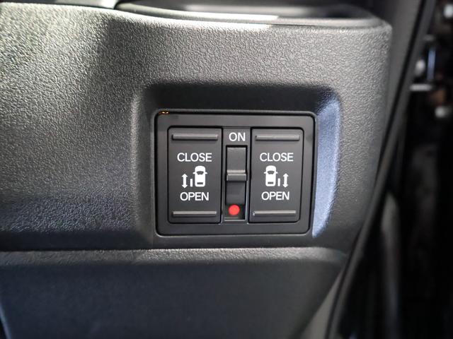 Ｎ－ＢＯＸカスタム ターボ　届出済未使用車　純正９型ナビＴＶ　ブルートゥース　バックモニター　両側パワースライドドア　ＬＥＤヘッドライト　フォグランプ　衝突軽減ブレーキ　ハーフレザーシート　シートヒーター　パドルシフト（12枚目）