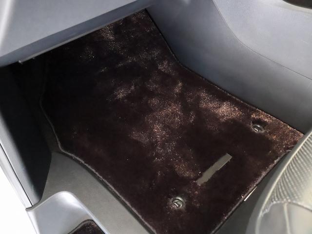 ヴェルファイアハイブリッド Z プレミア モデリスタエアロ&マフラー ユニバーサルステップ 13.2型有機EL後席モニター ムーンルーフ デジタルインナーミラー 黒革シート 14型ナビTV トヨタチームメイト パワーバックドア おくだけ充電(33枚目)