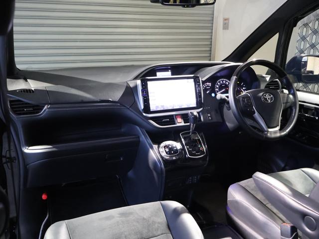 エスクァイア Gi プレミアムパッケージ ブラックテーラード アルパイン11型SDナビTV アルパイン10.1型後席フリップダウンモニター バックモニター ハーフレザーシート LEDヘッドライト 両側パワースライドドア ウッドコンビハンドル 特別仕様車 純正AW(3枚目)