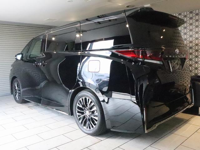 ヴェルファイアハイブリッド Ｚ　プレミア　ムーンルーフ　ブラウン本革エアシート　１４型ナビＴＶ　１３．２型後席モニター　パノラミックビュモニター　デジタルインナーミラー　ブラインドスポットモニター　パワーバックドア　ヘッドアップディスプレイ（2枚目）