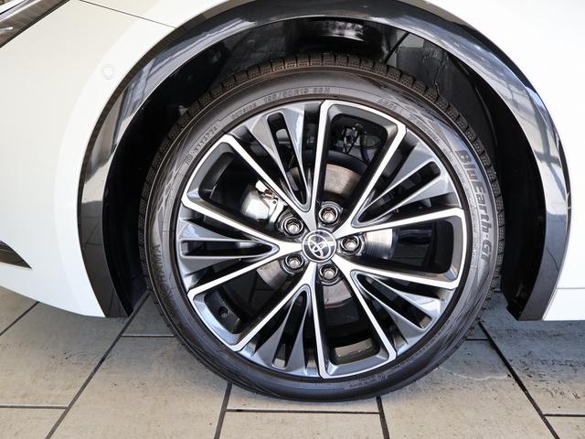 プリウス Ｚ　デジタルインナーミラー　パワーバックドア　ブラインドスポットモニター　純正１２．３型ナビＴＶ　パノラミックビュモニター　ブラックレザーエアーシート　ＬＥＤヘッドライト　ステアリングヒーター　純正アルミ（6枚目）