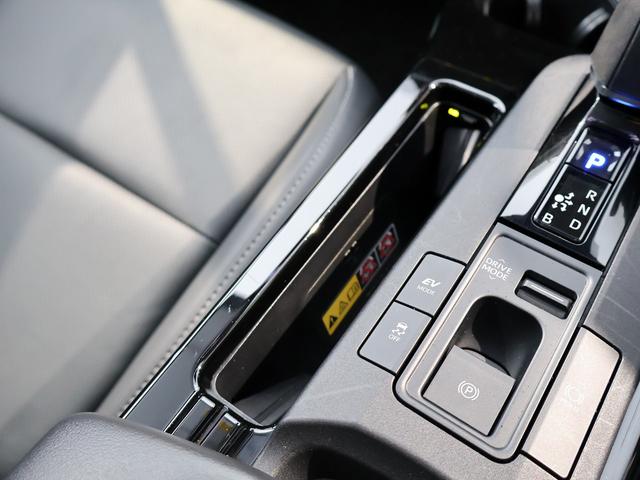 プリウス Ｚ　デジタルインナーミラー　パワーバックドア　ブラインドスポットモニター　純正１２．３型ナビＴＶ　パノラミックビュモニター　ブラックレザーエアーシート　ＬＥＤヘッドライト　ステアリングヒーター　純正アルミ（14枚目）