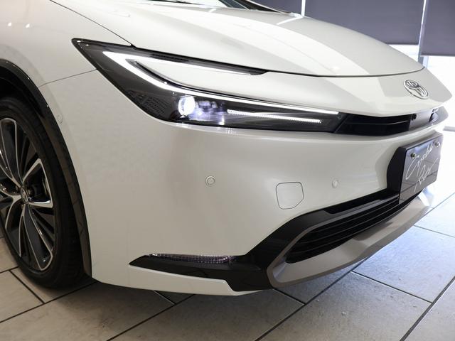 プリウス Ｚ　デジタルインナーミラー　パワーバックドア　ブラインドスポットモニター　純正１２．３型ナビＴＶ　パノラミックビュモニター　ブラックレザーエアーシート　ＬＥＤヘッドライト　ステアリングヒーター　純正アルミ（32枚目）