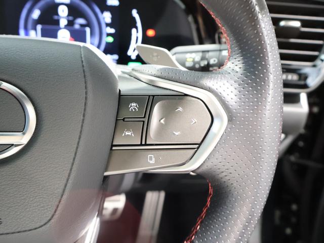 NX NX350h Fスポーツ マークレビンソンサウンド パノラマサンルーフ デジタルインナーミラー 赤/黒本革エアシート オレンジキャリパー パワーバックドア 後席電動リクライニング 後席シートヒーター おくだけ充電 純正ドラレコ(24枚目)