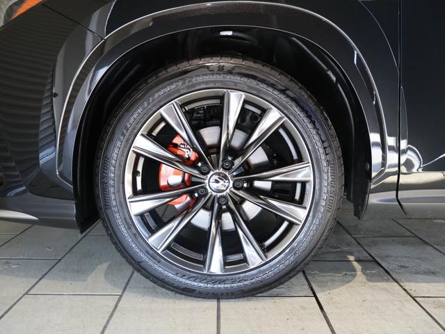 NX NX350h Fスポーツ マークレビンソンサウンド パノラマサンルーフ デジタルインナーミラー 赤/黒本革エアシート オレンジキャリパー パワーバックドア 後席電動リクライニング 後席シートヒーター おくだけ充電 純正ドラレコ(42枚目)