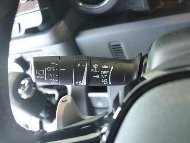 Ｎ－ＢＯＸカスタム ターボ　届出済未使用車　純正９型ナビＴＶ　ブルートゥース　バックモニター　両側パワースライドドア　ＬＥＤヘッドライト　フォグランプ　衝突軽減ブレーキ　ハーフレザーシート　シートヒーター　パドルシフト（23枚目）