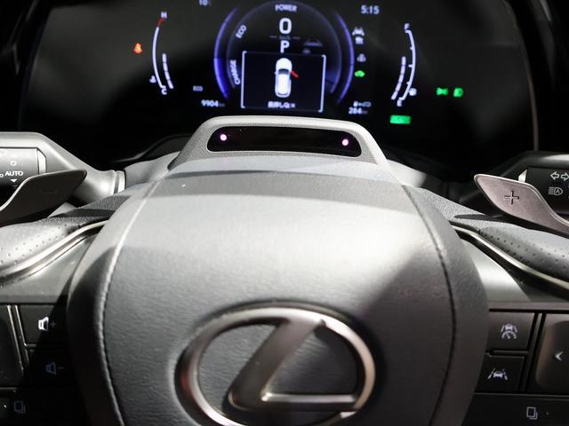 ＲＸ ＲＸ５００ｈ　Ｆスポーツパフォーマンス　パノラマサンルーフ　フレアレッド半革えあーシート　デジタルインナーミラー　アドバンスドパーク　輻射ヒーター　オレンジキャリパー　後席電動リクライニング　おくだけ充電　前後ドラレコ　パワーバックドア（22枚目）