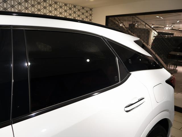 ＲＸ ＲＸ５００ｈ　Ｆスポーツパフォーマンス　パノラマサンルーフ　フレアレッド半革えあーシート　デジタルインナーミラー　アドバンスドパーク　輻射ヒーター　オレンジキャリパー　後席電動リクライニング　おくだけ充電　前後ドラレコ　パワーバックドア（40枚目）