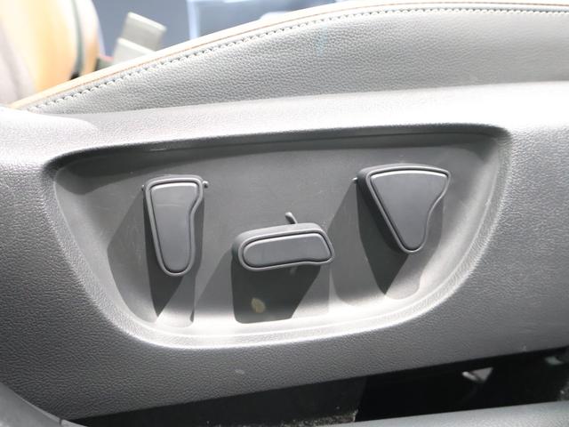 ヤリスクロス ハイブリッドＺ　アドベンチャー　純正８型ディスプレイ　ナビ　パノラミックビューモニター　パワーバックドア　ブラインドスポットモニタ　ＬＥＤヘッドライト　専用ハーフレザーシート　シートヒーター　純正アルミ　クリアランスソナー　ドラレコ（7枚目）