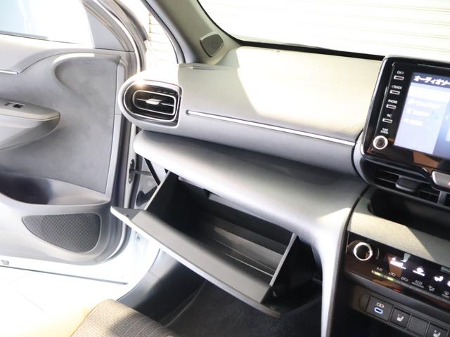 ヤリスクロス ハイブリッドＺ　アドベンチャー　純正８型ディスプレイ　ナビ　パノラミックビューモニター　パワーバックドア　ブラインドスポットモニタ　ＬＥＤヘッドライト　専用ハーフレザーシート　シートヒーター　純正アルミ　クリアランスソナー　ドラレコ（19枚目）