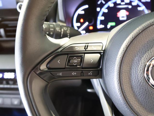 ヤリスクロス ハイブリッドＺ　アドベンチャー　純正８型ディスプレイ　ナビ　パノラミックビューモニター　パワーバックドア　ブラインドスポットモニタ　ＬＥＤヘッドライト　専用ハーフレザーシート　シートヒーター　純正アルミ　クリアランスソナー　ドラレコ（24枚目）